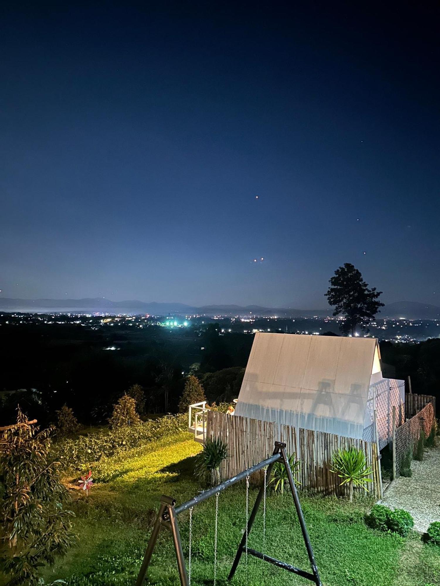สวนผักฮิมดอยโฮมสเตย์ Pakhimdoi Farm Séjour chez l'habitant *
